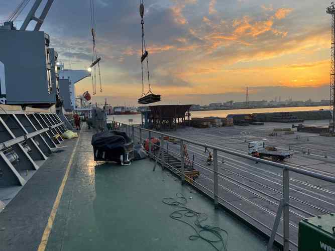 ON/OFF HIRE ROB SURVEY